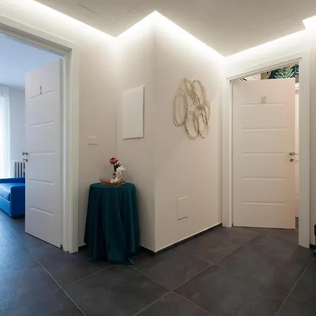 Brichett Deluxe Pensión 4*