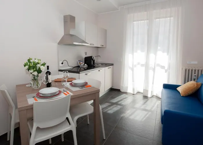 Brichett Deluxe 4* Alba (Piedmont)